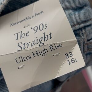 Abercrombie & Fitch The 90s Straight Ultra High Rise 33 16L